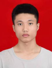 李泺铠
